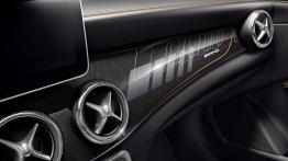 Mercedes-AMG CLA 45 Shooting Brake (X117) - deska rozdzielcza