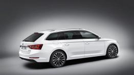 Skoda Superb III Combi (2015) - prawy bok