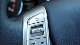 Nissan Pulsar (2014) - sterowanie w kierownicy