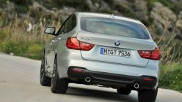 BMW 335i Gran Turismo M Sport Package (2014) - widok z tyłu