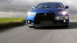 Mitsubishi Lancer Evolution X FQ-400 - widok z przodu