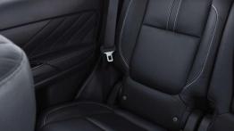 Mitsubishi Outlander PHEV – Uratować planetę