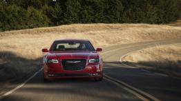 Chrysler 300S 2015 - widok z przodu