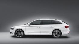 Skoda Superb III Combi (2015) - lewy bok