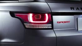 Land Rover Range Rover Sport II (2014) - lewy tylny reflektor - włączony