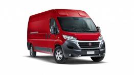 Fiat Ducato III Facelifting Furgon (2014) - przód - reflektory włączone
