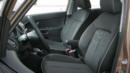 Kia Venga - widok ogólny wnętrza z przodu