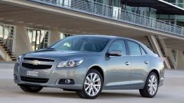 Chevrolet Malibu 2013 - lewy bok