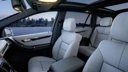 Mercedes klasy R 2011 - widok ogólny wnętrza z przodu