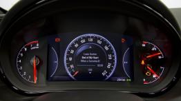 Opel Insignia Facelifting (2013) - zestaw wskaźników