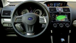 Subaru Forester IV - wersja europejska - kokpit