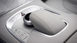 Mercedes S 63 AMG W222 (2014) - tunel środkowy między fotelami