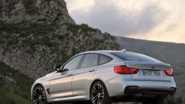 BMW 335i Gran Turismo M Sport Package (2014) - widok z tyłu