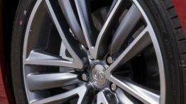 Infiniti Q50 2.0 Turbo (2014) - koło