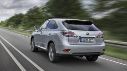Lexus RX 450h F Sport - widok z tyłu