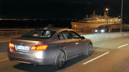 BMW serii 5 ActiveHybrid - bok - inne ujęcie
