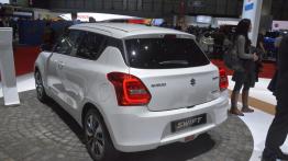 Geneva International Motor Show 2017 - auta seryjne cz.2