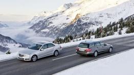 Mercedes E 350 CDI 4MATIC W212 kombi - widok z góry
