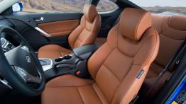 Hyundai Genesis Coupe - fotel kierowcy, widok z przodu