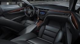 Cadillac XTS - pełny panel przedni