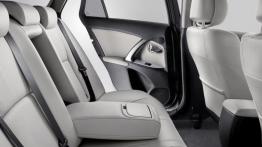 Toyota Avensis III kombi Facelifting - widok ogólny wnętrza