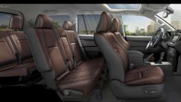 Toyota Land Cruiser 2.8 D-4D (2016) - widok ogólny wnętrza z przodu