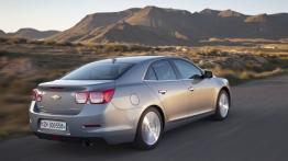 Chevrolet Malibu 2013 - widok z tyłu