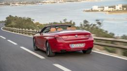 BMW 650i Cabrio F12 Facelifting (2015) - widok z tyłu