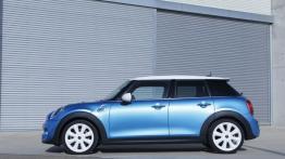 Mini Cooper S 2014 - wersja 5-drzwiowa - lewy bok