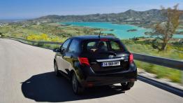 Toyota Yaris III Facelifting (2014) - widok z tyłu