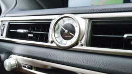 Lexus GS IV 300h (2014) - zegarek