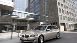 BMW Seria 5 F11 - widok z przodu