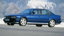 Sportowa limuzyna dla szefa kończy 25 lat - BMW Seria 5