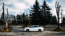 Toyota Prius Plug-in - galeria redakcyjna (5) - lewy bok
