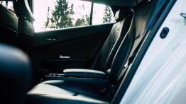 Toyota Prius Plug-in - galeria redakcyjna (5) - indywidualne fotele drugiego rz?du