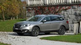 Subaru Outback 2015 2.5i - wersja europejska - lewy bok