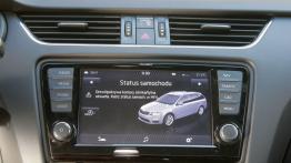 Skoda Octavia III RS Kombi 2.0 TSI (2013) - ekran systemu multimedialnego