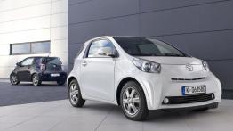 Toyota iQ - widok z przodu
