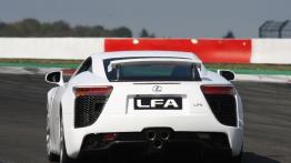 Lexus LFA - widok z tyłu