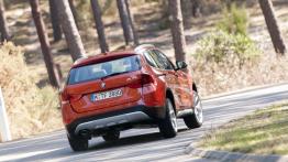BMW X1 Facelifting - widok z tyłu