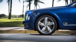 Bentley Mulsanne Speed (2015) - lewe przednie nadkole