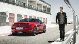 Peugeot RCZ R (2013) - widok z tyłu