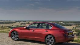 Infiniti Q50 2.0 Turbo (2014) - lewy bok