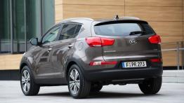 Kia Sportage III Facelifting (2014) - widok z tyłu