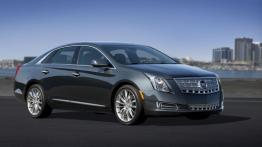 Cadillac XTS - prawy bok