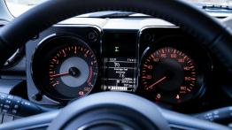 Suzuki Jimny 1.5 102 KM - galeria redakcyjna - zestaw wska?ników