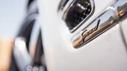 Bentley Mulsanne Speed (2015) - emblemat boczny