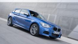 BMW M135i - prawy bok