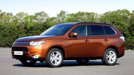 Mitsubishi Outlander III - lewy bok