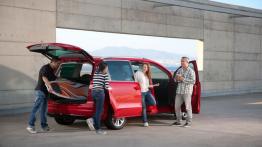 Seat Alhambra 2011 - tył - bagażnik otwarty
